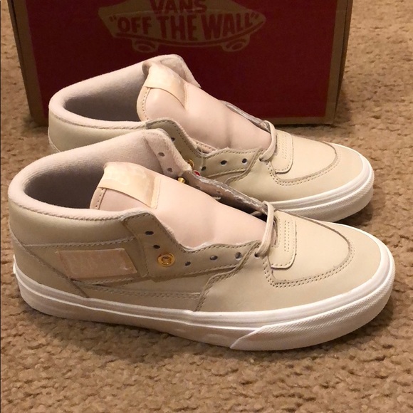 Leather Half Cab DX Vans - Picture 2 of 4